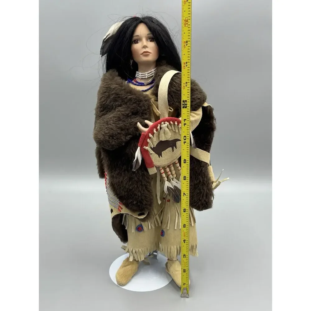 Vintage 1995 Pine Leaf Hamilton Collection Native American Doll 16”